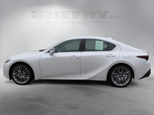 2022 Lexus IS 300 Base