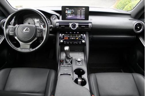 2022 Lexus IS 300 Base