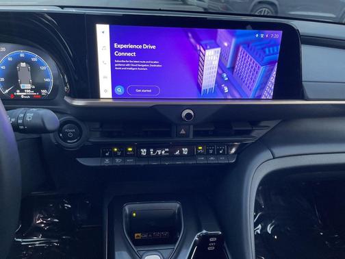 Bronze Age 2025 Toyota Crown Signia XLE