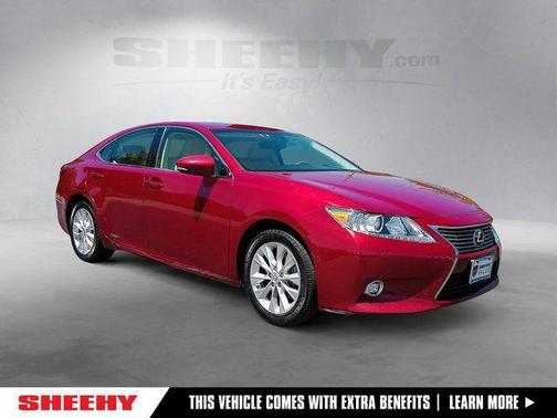 Matador Red Mica 2015 Lexus ES 300h Base