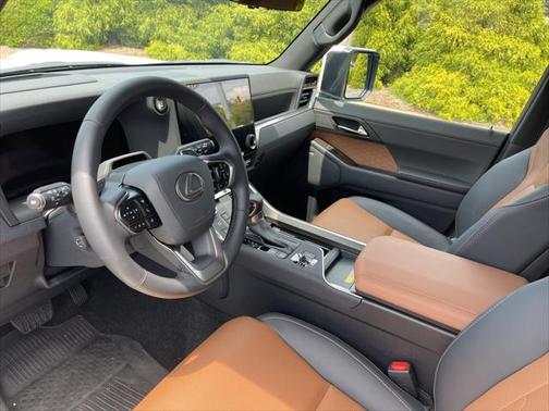 2025 Lexus GX 550 Luxury+