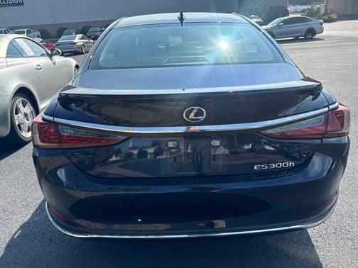 Nightfall Mica 2024 Lexus ES 300h Ultra Luxury