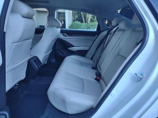 2021 Honda Accord Hybrid Touring