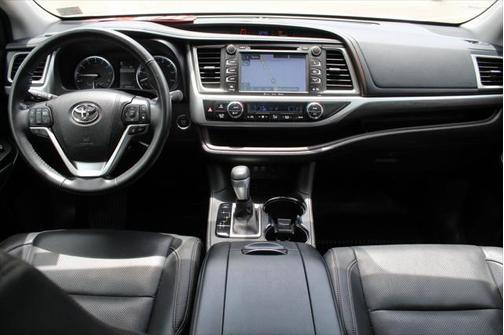 2017 Toyota Highlander Limited