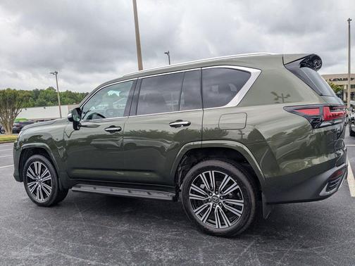 Nori Green Pearl 2026 Lexus LX 600 Luxury