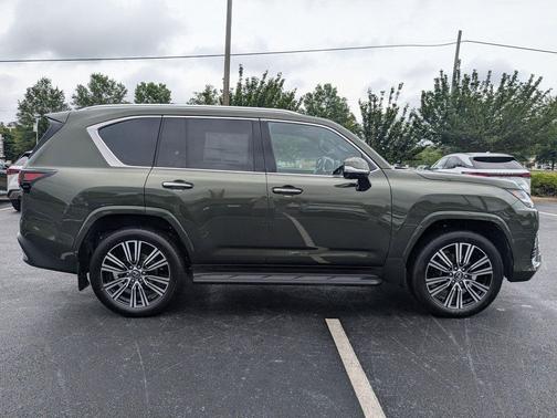 Nori Green Pearl 2026 Lexus LX 600 Luxury