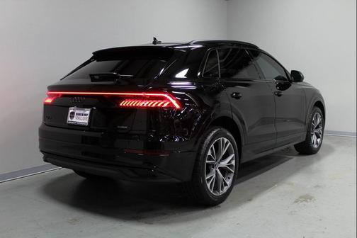 2021 Audi Q8 55 Premium