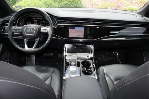 2021 Audi Q8 55 Premium