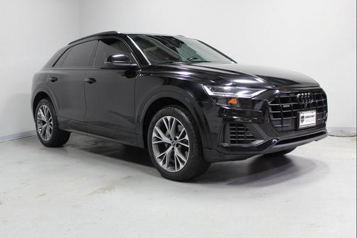 2021 Audi Q8 55 Premium