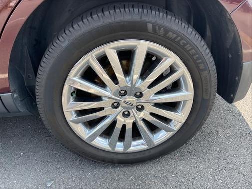 2011 Lincoln MKX Base