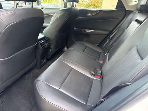 Ultra White 2026 Lexus NX 350 Premium