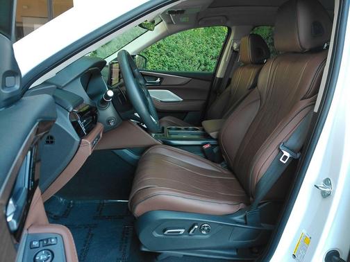 Platinum White Pearl 2025 Acura MDX Advance Package