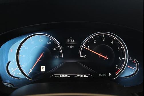 2018 BMW 530 530i