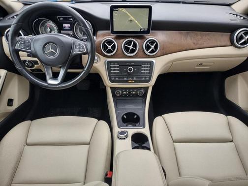 2016 Mercedes-Benz GLA-Class 4MATIC