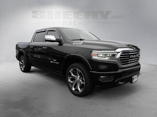 Diamond Black Crystal Pearlcoat 2021 RAM 1500 Longhorn