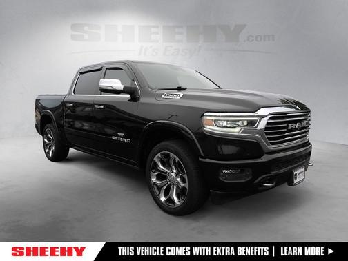 Diamond Black Crystal Pearlcoat 2021 RAM 1500 Longhorn