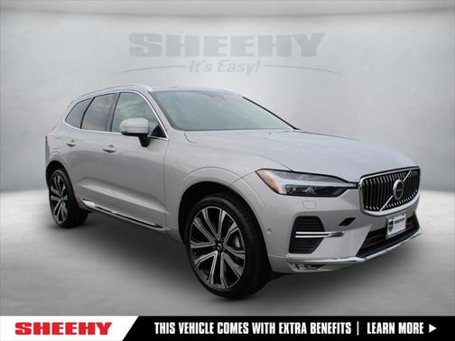2023 Volvo XC60 B5 Ultimate Bright Theme