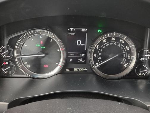 2020 Lexus LX 570 Base