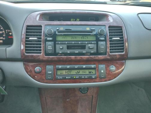 2005 Toyota Camry XLE