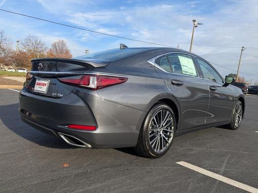 2025 Lexus ES 350 Base