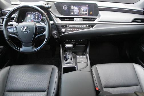 2021 Lexus ES 250 Base