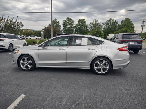 Ingot Silver 2013 Ford Fusion SE