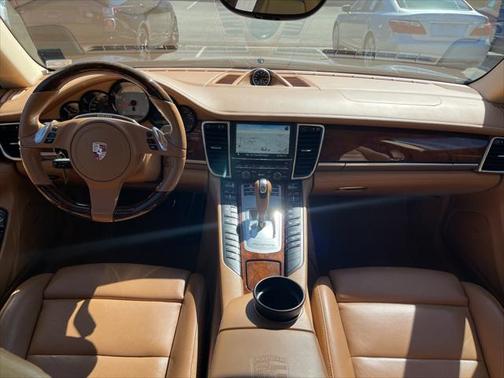 2012 Porsche Panamera 4S