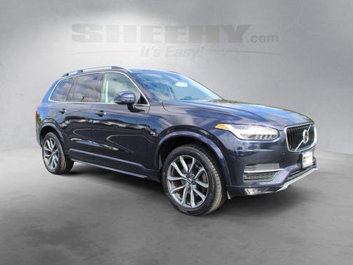 2017 Volvo XC90 T6 Momentum