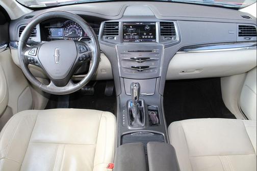 2014 Lincoln MKS Base