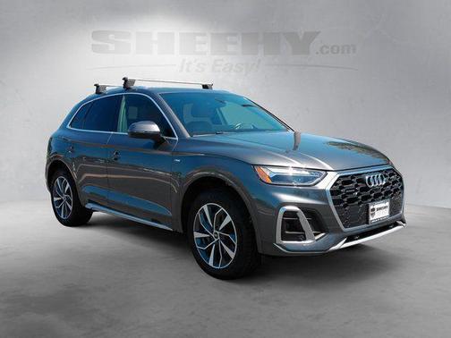 Daytona Gray Pearl Effect 2022 Audi Q5 45 S line Premium Plus