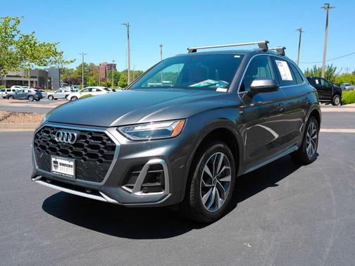 Daytona Gray Pearl Effect 2022 Audi Q5 45 S line Premium Plus