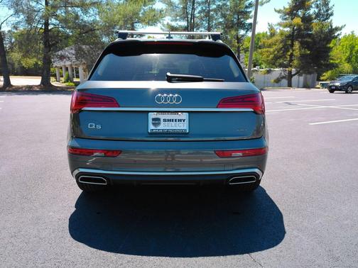 Daytona Gray Pearl Effect 2022 Audi Q5 45 S line Premium Plus