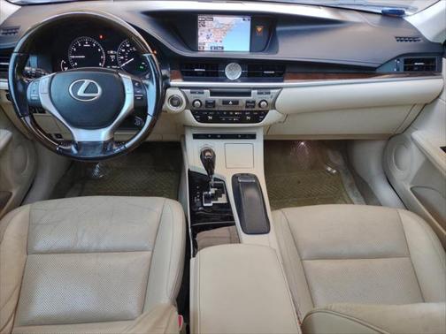 2015 Lexus ES 350 Crafted Line