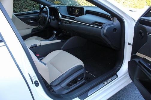 2021 Lexus ES 350 Base