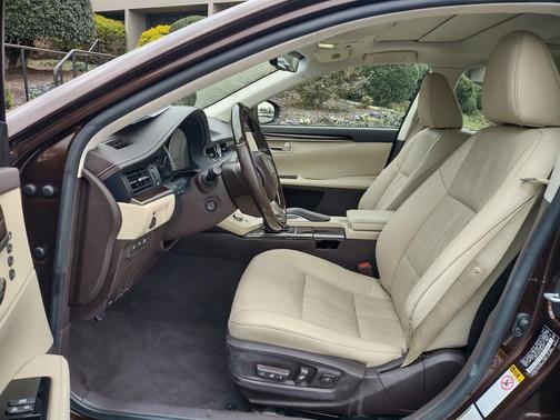 2016 Lexus ES 350 Base