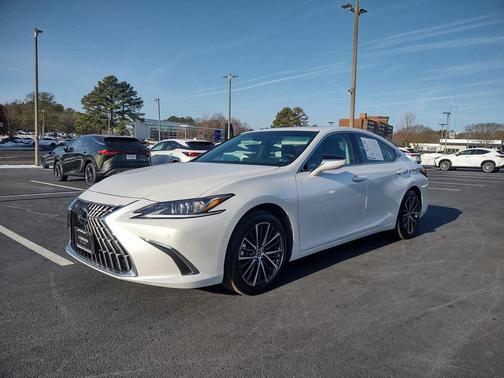 2025 Lexus ES 350 Base