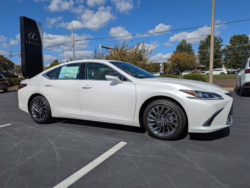 2025 Lexus ES 300h Luxury