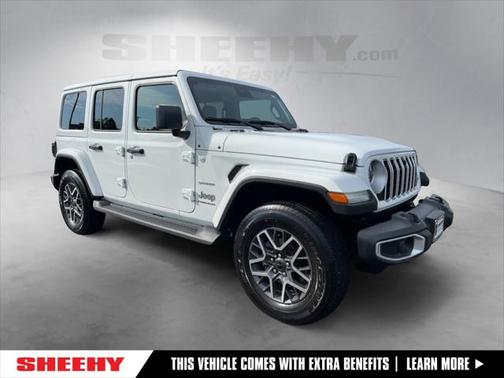 2024 Jeep Wrangler 4-Door Sahara 4x4