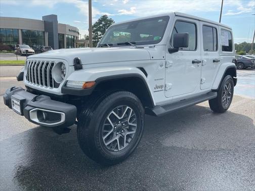2024 Jeep Wrangler 4-Door Sahara 4x4