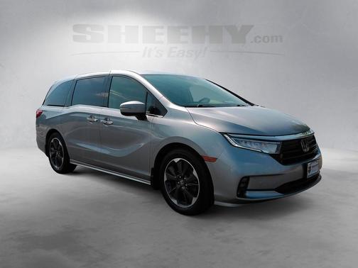 Lunar Silver Metallic 2024 Honda Odyssey Elite