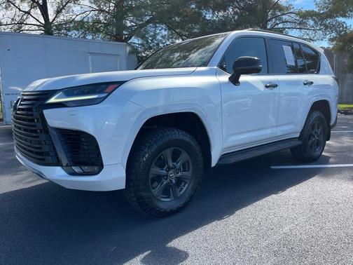 2023 Lexus LX 600 Luxury