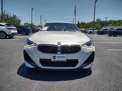 White Metallic 2023 BMW M240 i