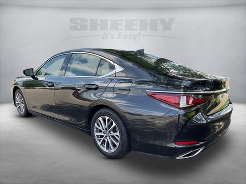 2022 Lexus ES 350 Base