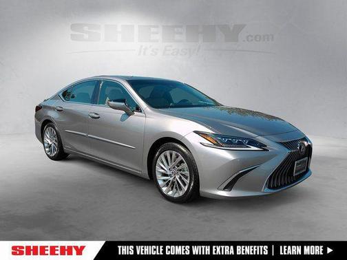 Atomic Silver 2020 Lexus ES 300h Ultra Luxury