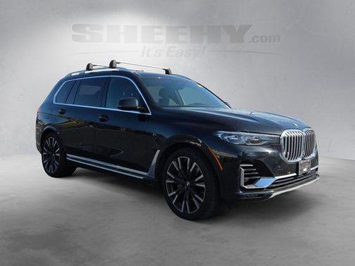 Black Sapphire Metallic 2021 BMW X7 xDrive40i