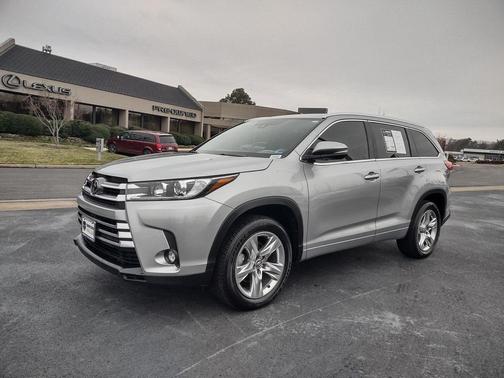 2017 Toyota Highlander Limited