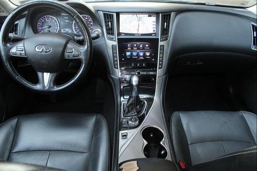 2015 INFINITI Q50 Premium