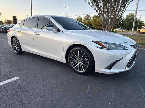 Eminent White Pearl 2023 Lexus ES 350 Base