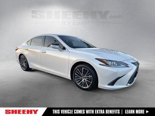 Eminent White Pearl 2023 Lexus ES 350 Base