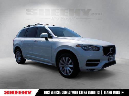 2016 Volvo XC90 T6 Momentum
